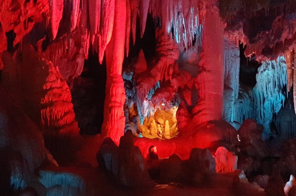 Borgio Verezzi grotte colorate