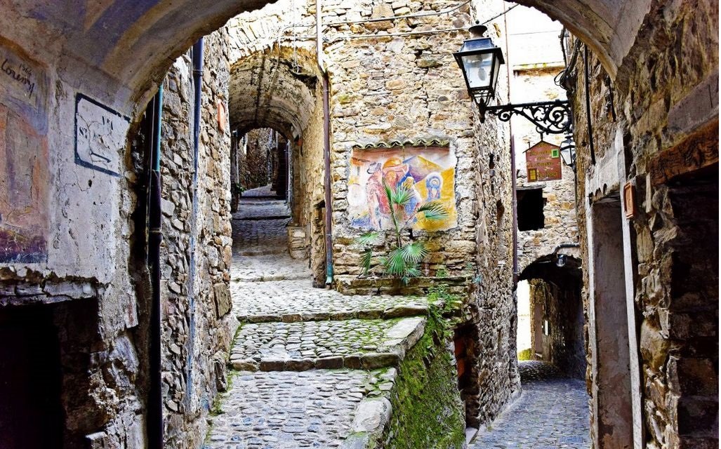 Triora al centro del borgo