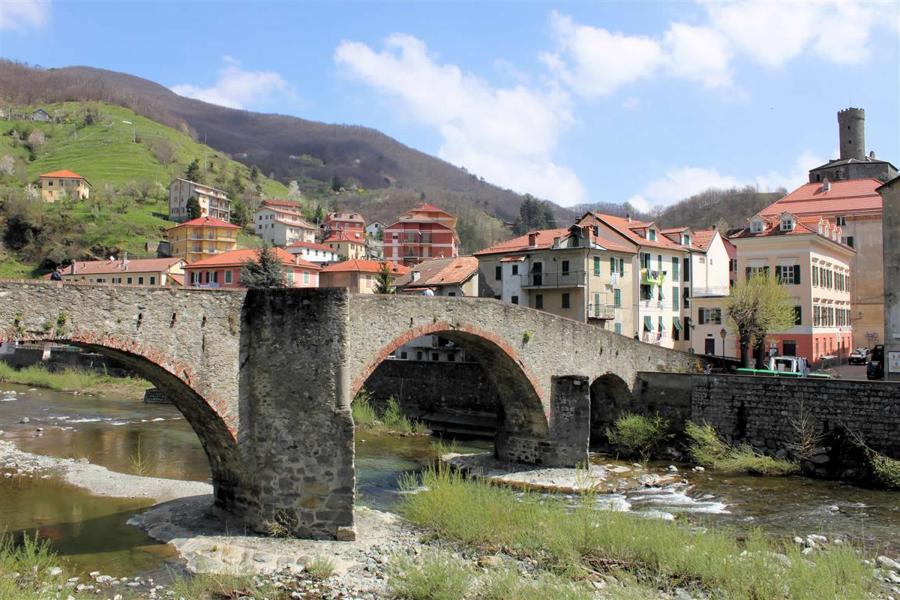 campo ligure ponte antico