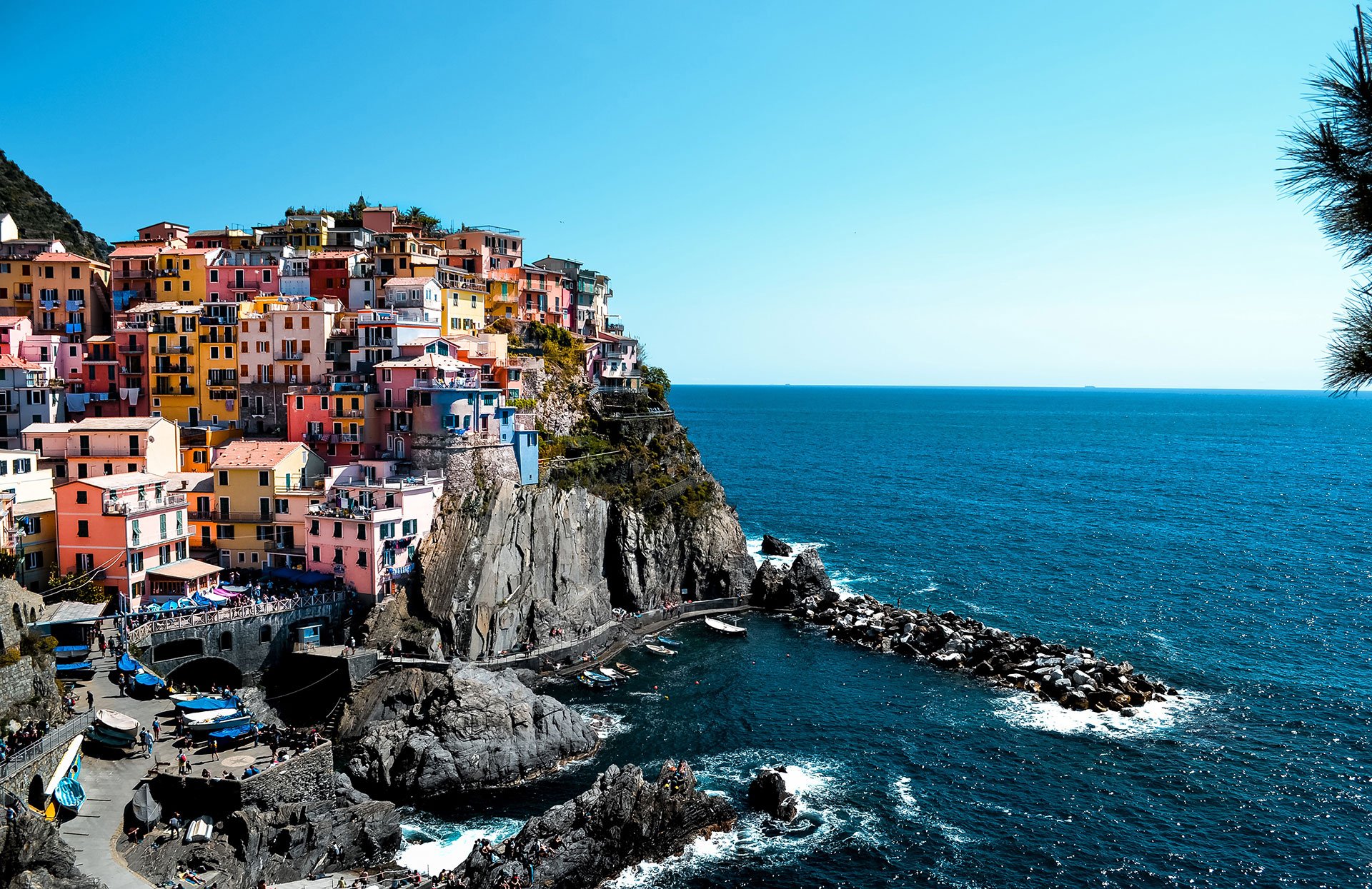 Cinque Terre paesino sul mare Liguria con i bambini