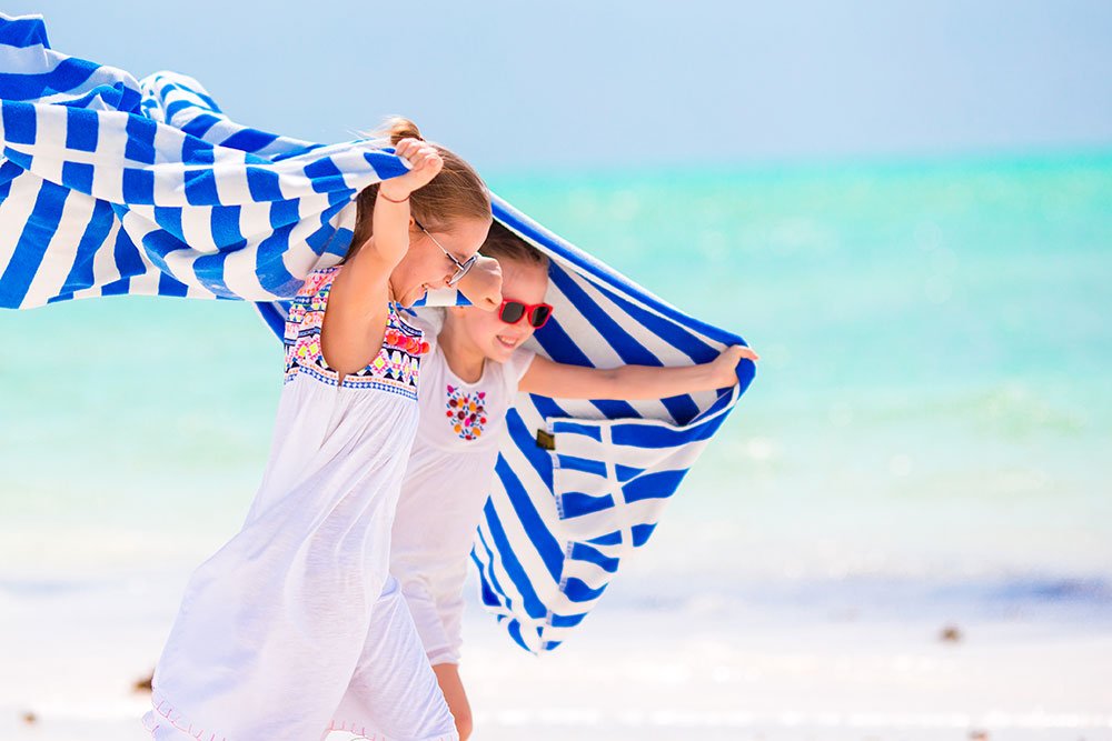 Bambine-sulla-Spiaggia—Agosto Bambine-sulla-Spiaggia---Agosto