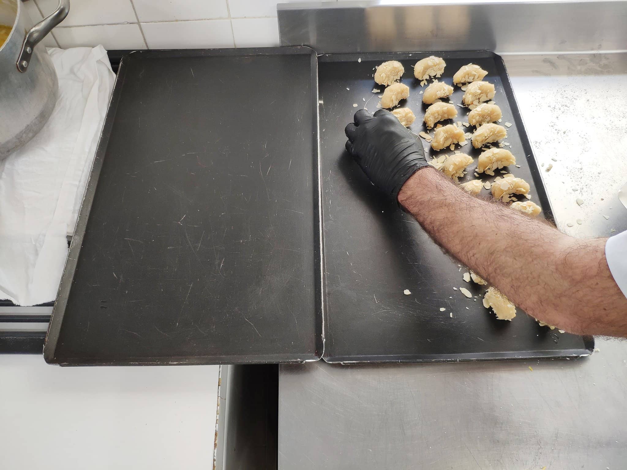 Mezzelune su teglia
