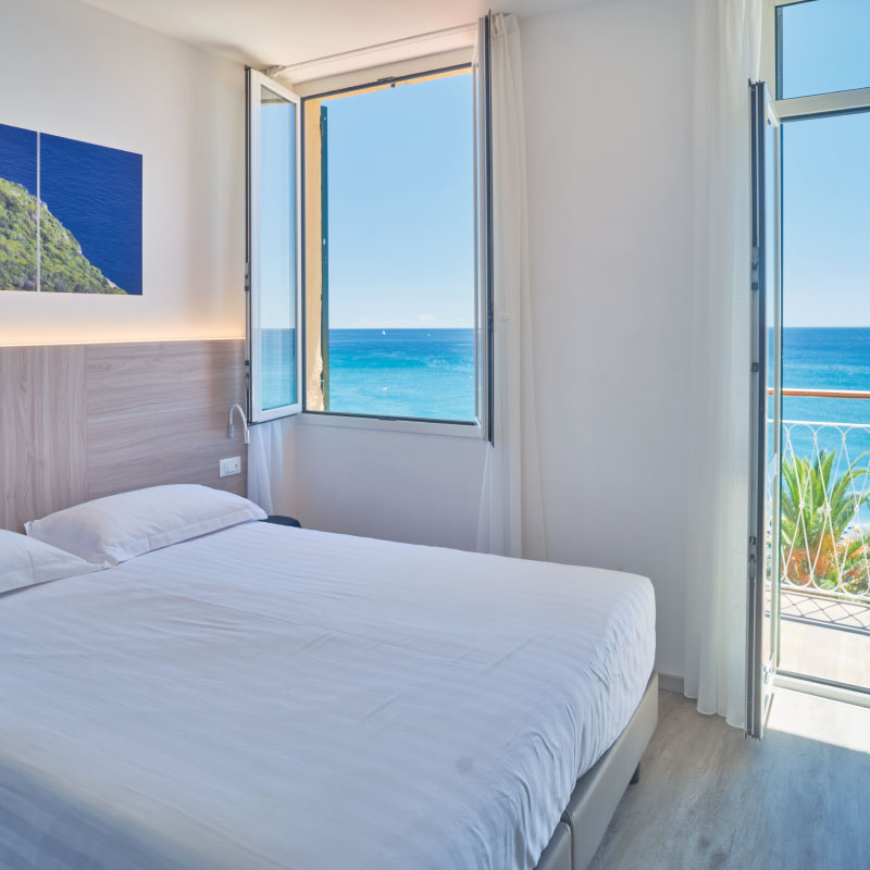 hotel medusa finale ligure camera vista mare