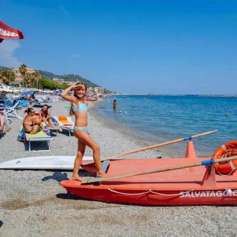 spiaggia privata il faro hotel delle rose relax e divertimento spiaggia privata il faro hotel delle rose relax e divertimento